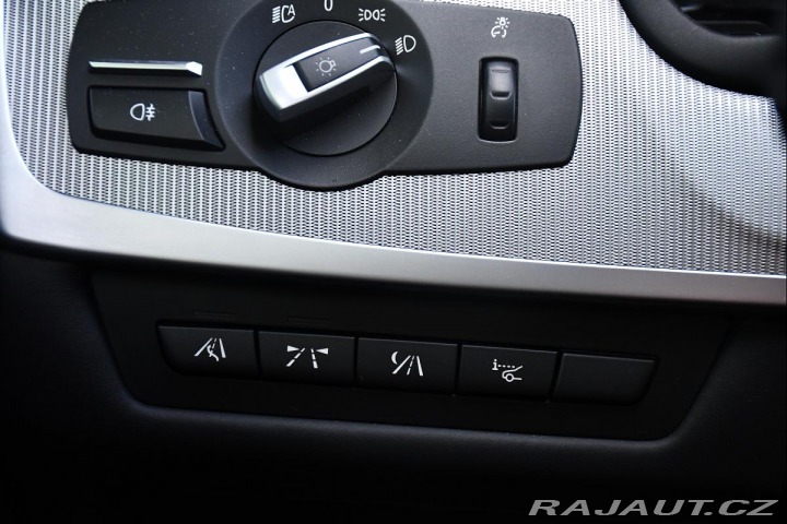 BMW M5 4.4 V8 NVISION HUD REZERV 2012