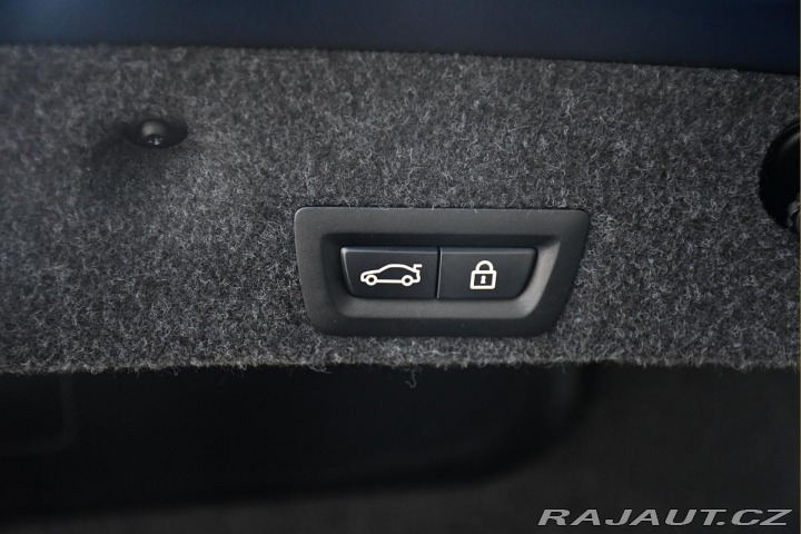 BMW M5 4.4 V8 NVISION HUD REZERV 2012