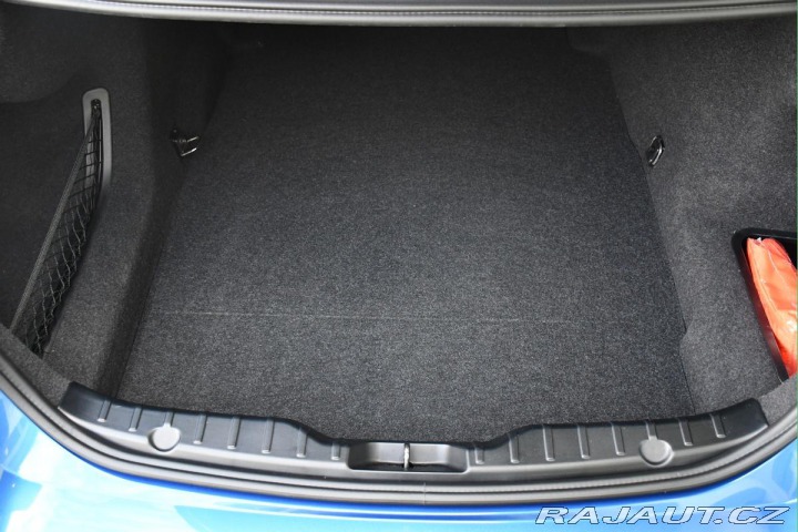 BMW M5 4.4 V8 NVISION HUD REZERV 2012