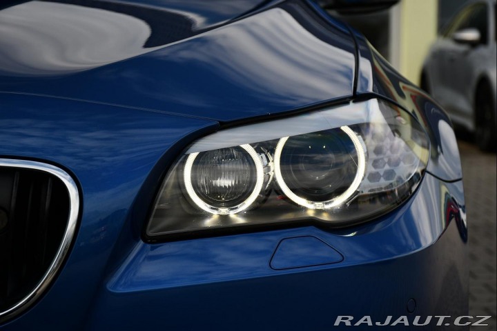 BMW M5 4.4 V8 NVISION HUD REZERV 2012