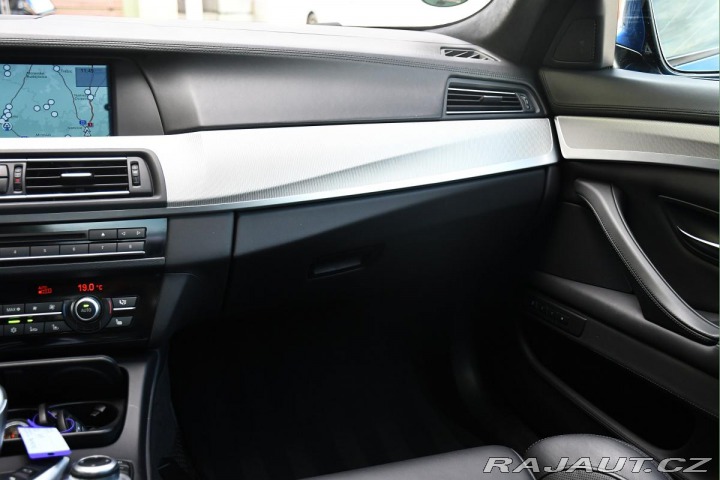 BMW M5 4.4 V8 NVISION HUD REZERV 2012