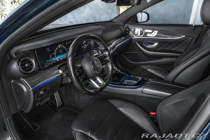 Mercedes-Benz E E53 AMG PANO/DOVĚR/KARBON 2021
