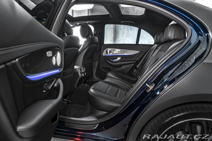 Mercedes-Benz E E53 AMG PANO/DOVĚR/KARBON 2021