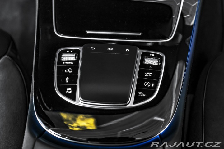 Mercedes-Benz E E53 AMG PANO/DOVĚR/KARBON 2021