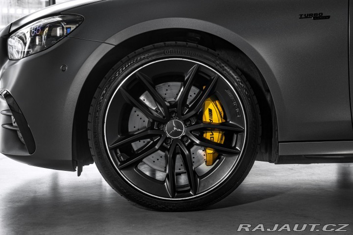 Mercedes-Benz E E53 AMG PANO/DOVĚR/KARBON 2021