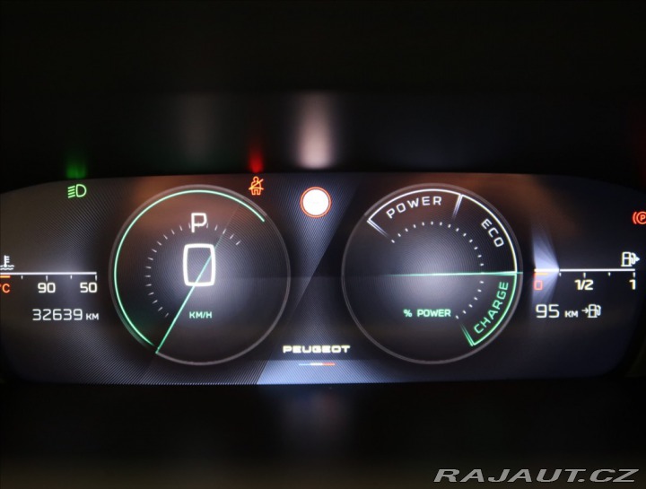 Peugeot 308 1,2 PT AT ALLURE NAVI KAM 2024