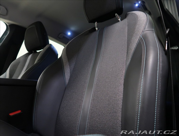 Peugeot 308 1,2 SW ALLURE 136e  AUT 2024