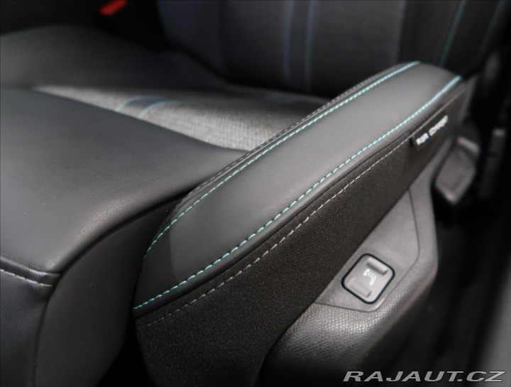 Peugeot 308 1,2 SW ALLURE 136e  AUT 2024