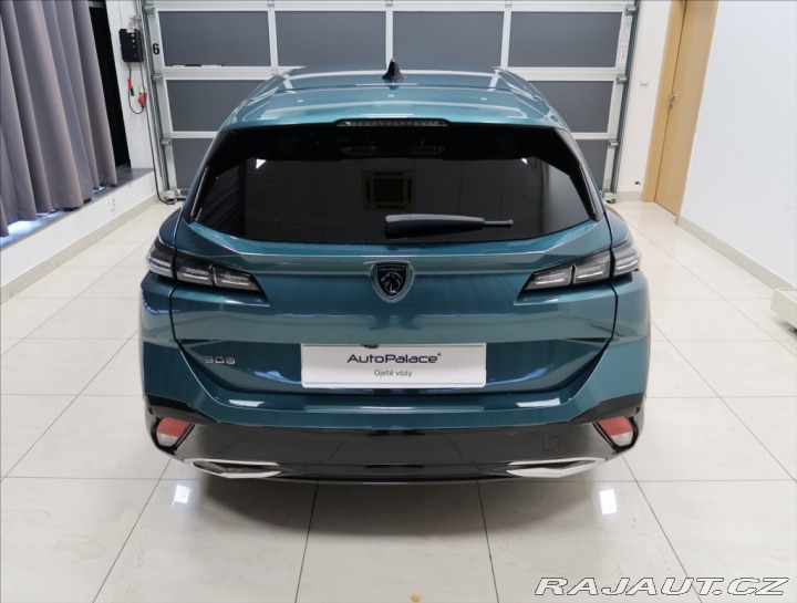 Peugeot 308 1,2 PT AT ALLURE NAVI KAM 2024