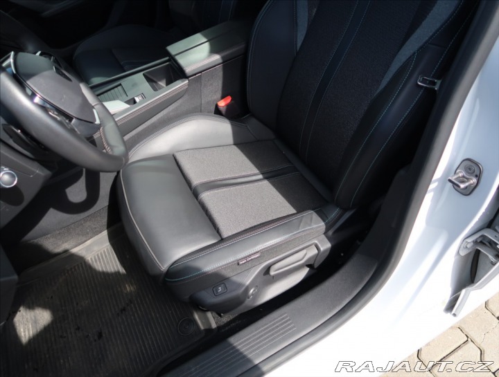 Peugeot 308 1,2 SW ALLURE PureTech 13 2024