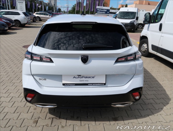 Peugeot 308 1,2 SW ALLURE PureTech 13 2024