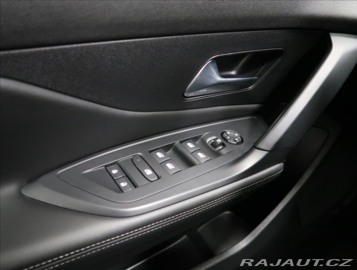Peugeot 308 1,5 BlueHDi AT ALLURE PA 2024