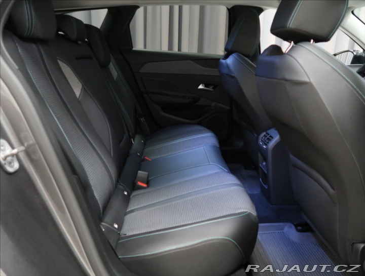 Peugeot 308 1,5 BlueHDi AT ALLURE PA 2024
