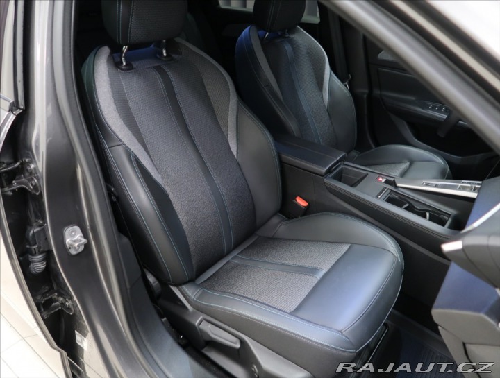 Peugeot 308 1,5 BlueHDi AT ALLURE PA 2024