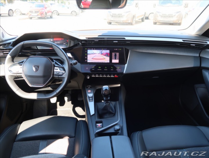 Peugeot 308 1,2 ALLURE PureTech 130 2024