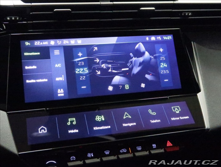 Peugeot 308 1,2 PT ALLURE NAVI KAMERA 2024