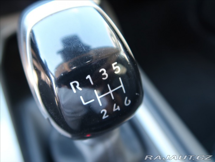 Peugeot 308 1,2 ALLURE PureTech 130 2024