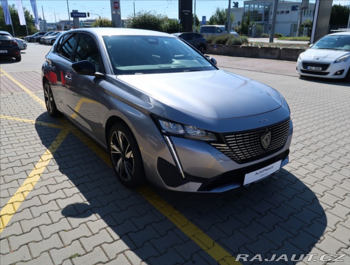 Peugeot 308 1,2 ALLURE PureTech 130 2024