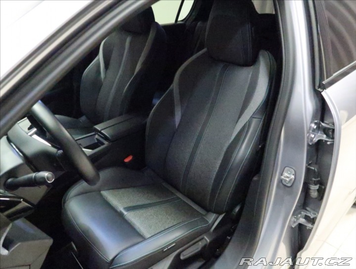 Peugeot 308 1,2 ALLURE PureTech  130 2024