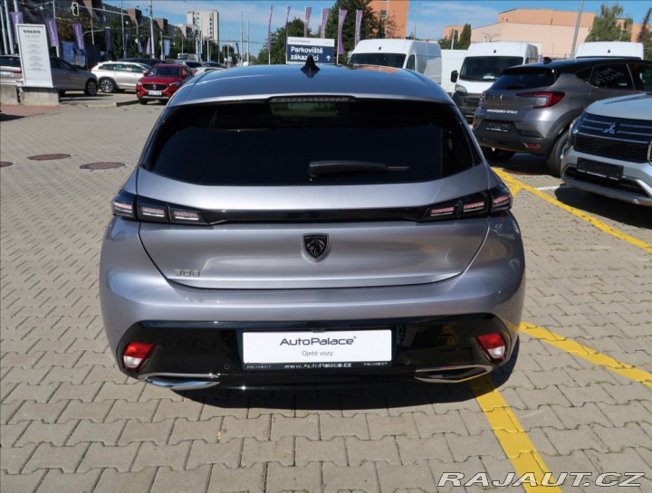 Peugeot 308 1,2 ALLURE PureTech 130 2024