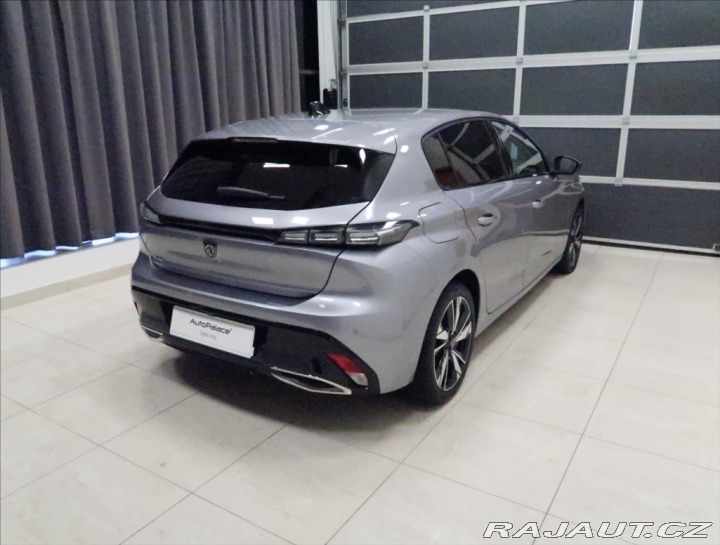Peugeot 308 1,2 PT ALLURE NAVI KAMERA 2024