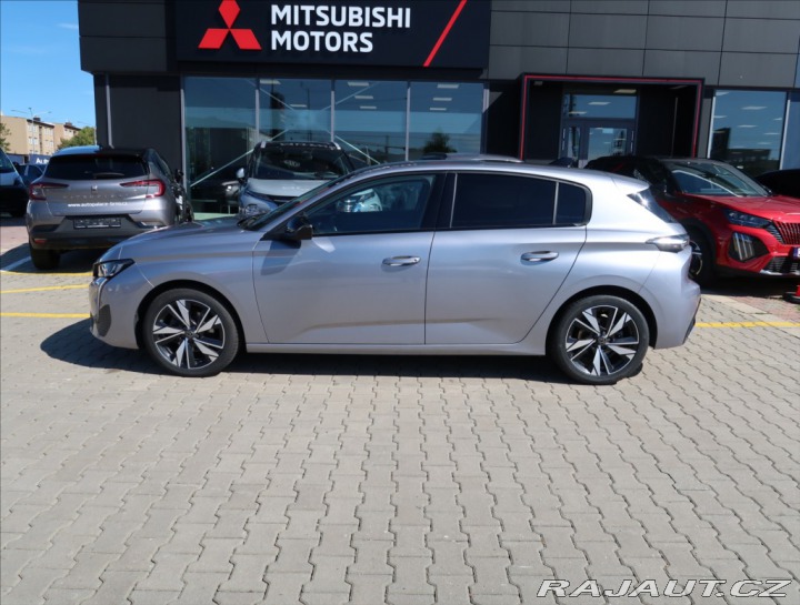 Peugeot 308 1,2 ALLURE PureTech 130 2024