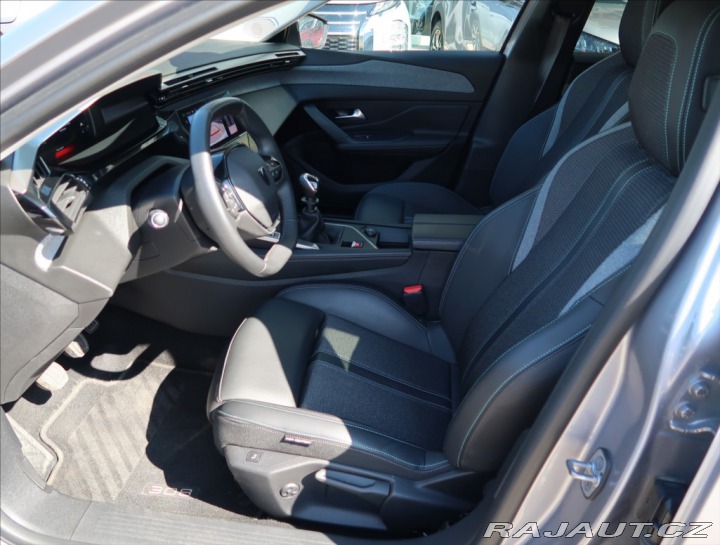 Peugeot 308 1,2 ALLURE PureTech 130 2024