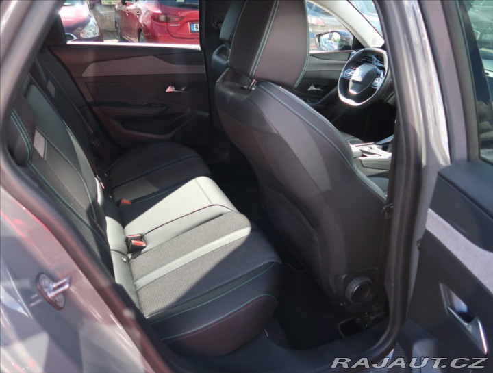 Peugeot 308 1,2 SW ALLURE PureTech 13 2024