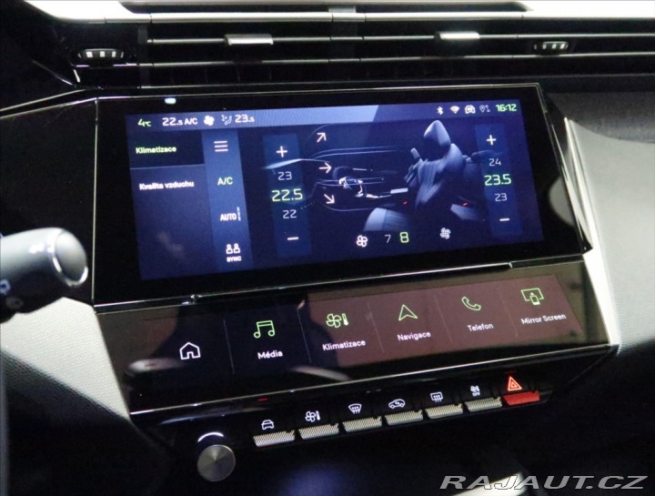 Peugeot 308 1,2 PT ALLURE NAVI KAMERA 2024
