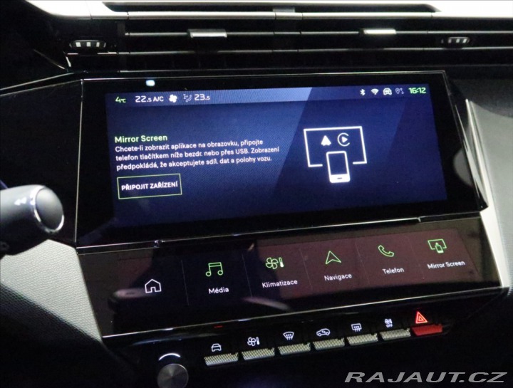 Peugeot 308 1,2 PT ALLURE NAVI KAMERA 2024
