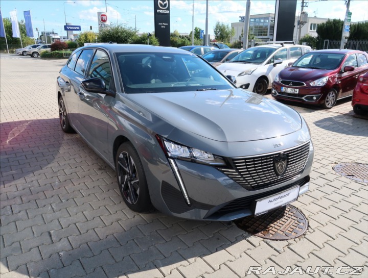 Peugeot 308 1,2 SW ALLURE PureTech 13 2024