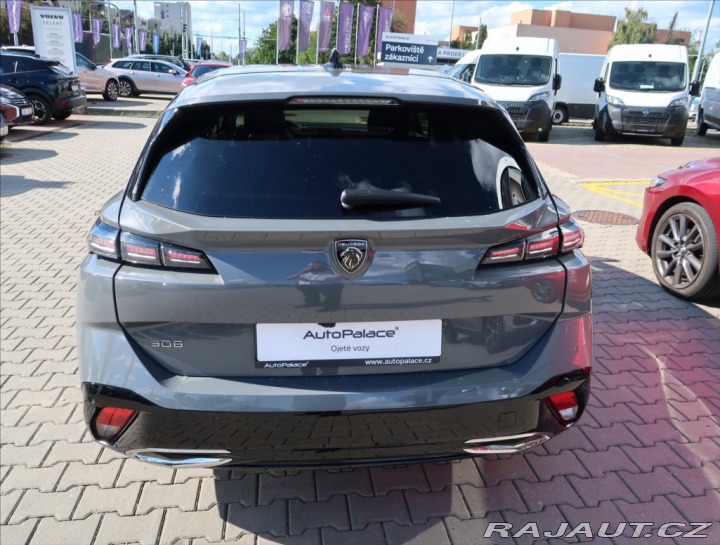 Peugeot 308 1,2 SW ALLURE PureTech 13 2024
