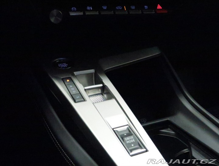 Peugeot 308 1,5 BlueHDi AT ALLURE NA 2024