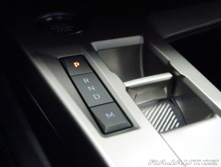 Peugeot 308 1,5 BlueHDi AT ALLURE NA 2024