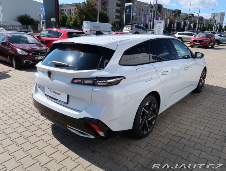 Peugeot 308 1,5 SW ALLURE HDi 130 AUT 2024