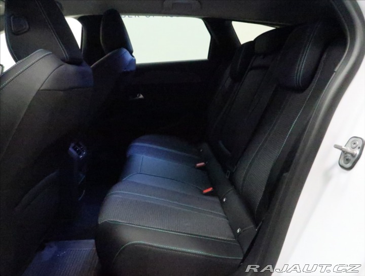 Peugeot 308 1,5 BlueHDi AT ALLURE NA 2024