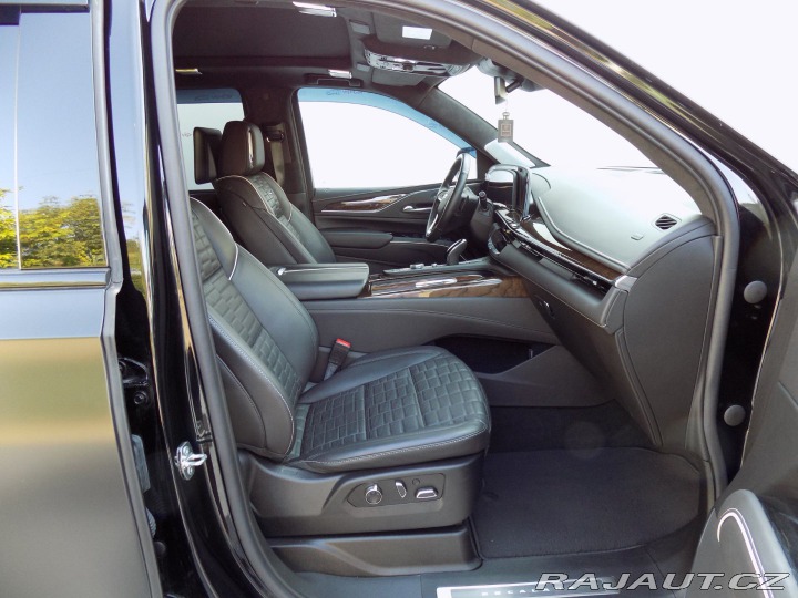 Cadillac Escalade 6.2/V8/4WD/Sport Platinum 2022
