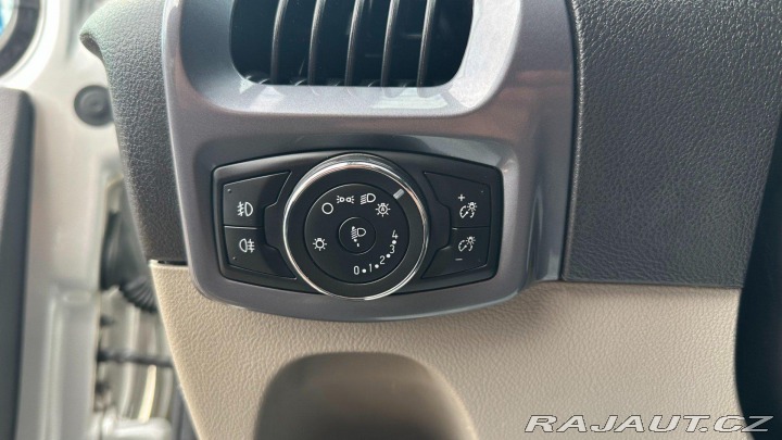 Ford Tourneo Custom 2.0TDCi 125kW REZERVOVANO 2016