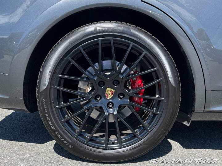 Porsche Cayenne GTS 2022
