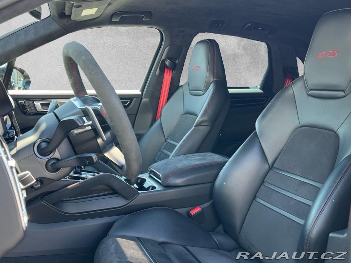 Porsche Cayenne GTS 2022