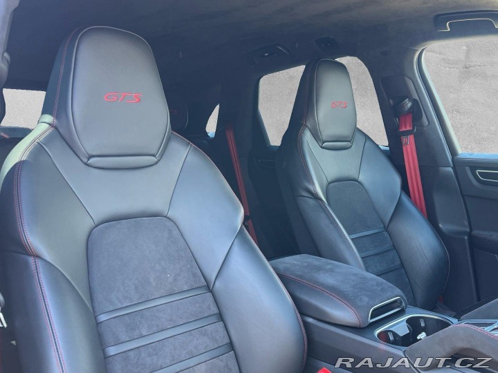 Porsche Cayenne GTS 2022