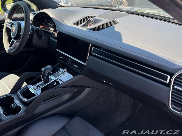Porsche Cayenne GTS 2022