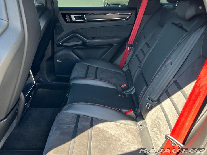 Porsche Cayenne GTS 2022