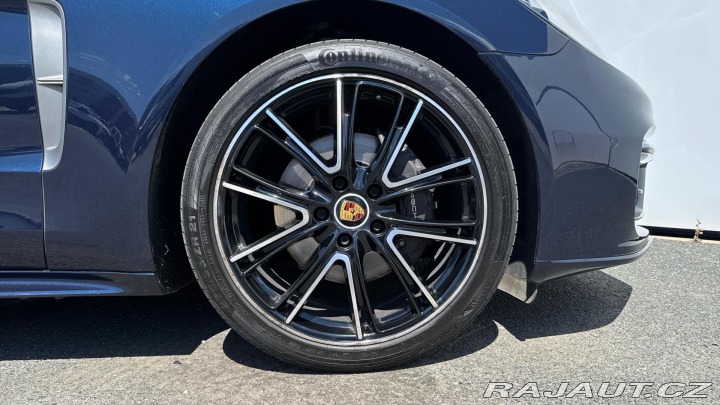 Porsche Panamera 4 Sport Turismo Platinum 2022