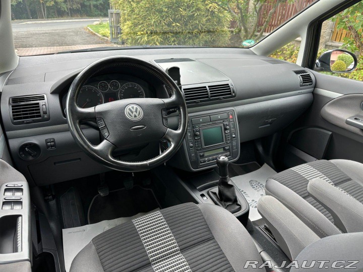 Volkswagen Sharan 1.8T 110kw 7-míst 2008