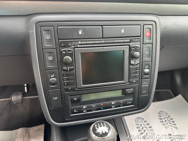 Volkswagen Sharan 1.8T 110kw 7-míst 2008