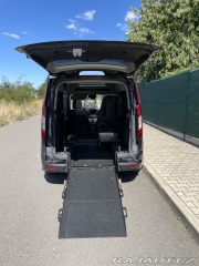 Ford Tourneo Connect pro převoz vozíčkáře 2017