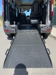 Ford Tourneo Connect pro převoz vozíčkáře 2017