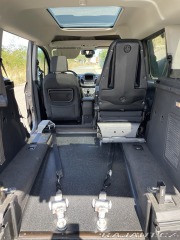 Ford Tourneo Connect pro převoz vozíčkáře 2017
