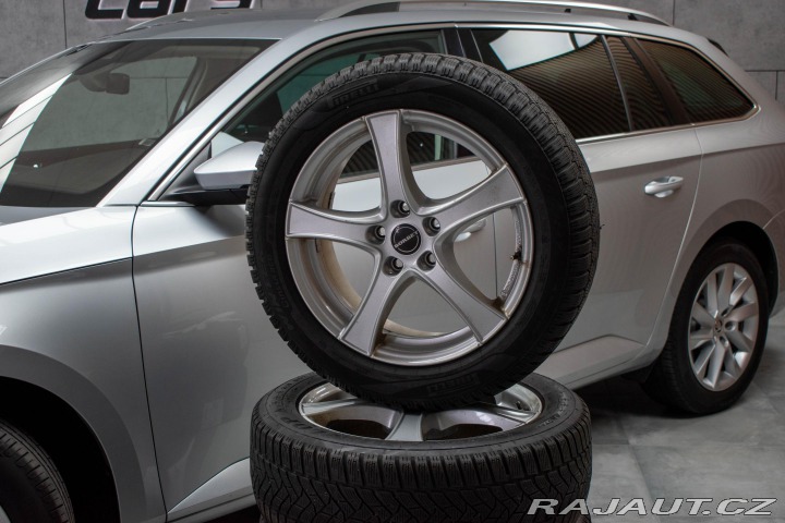 Škoda Superb 2.0 TDI 140 STYLE*DSG*TAŽ 2020